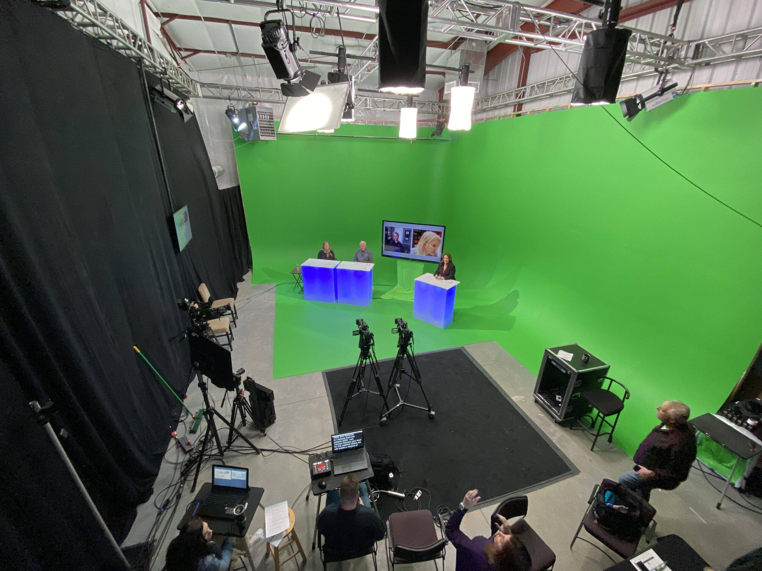 Virtual Stage Sets - Denver, CO - Large Green Screen for Virtual and Hybrid Events - ImageAV