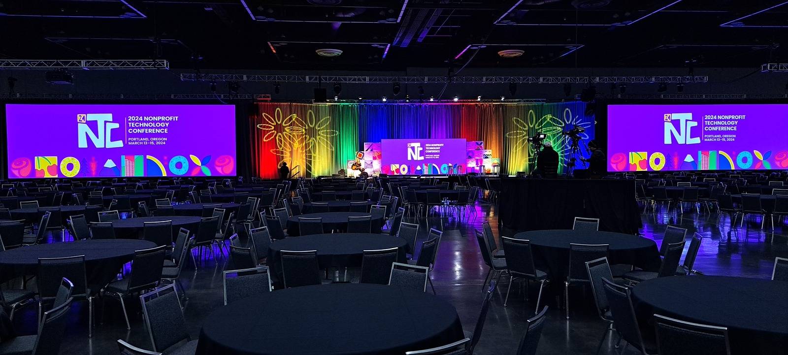 Kiewit Live Event Set Design